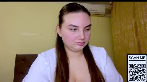 Mila online show from February 14, 2026, 4:26 pm