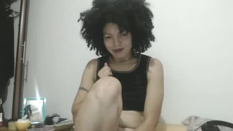 DreamyLatina online show from December 6, 2024, 1:51 am