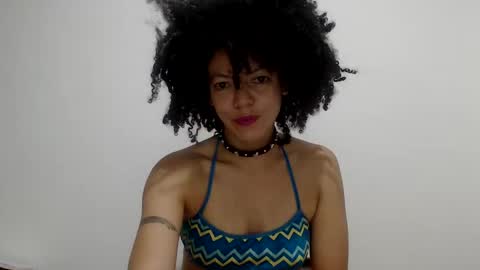 DreamyLatina online show from February 7, 2025, 9:37 am