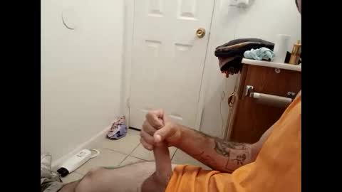 drewthejew616 online show from October 6, 2025, 4:37 pm