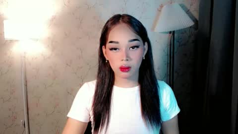 Dreyana online show from October 14, 2025, 2:56 am
