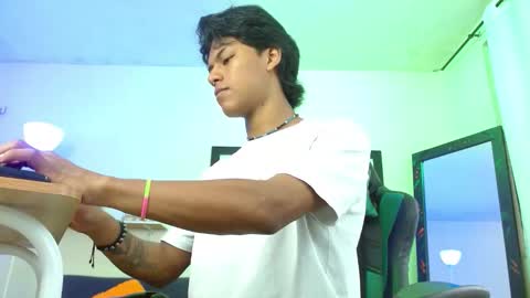 Dreyk online show from November 25, 2025, 2:06 pm