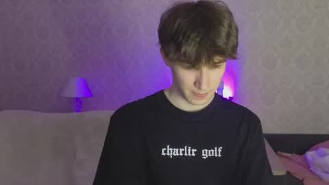 Mark online show from March 25, 2026, 8:59 pm