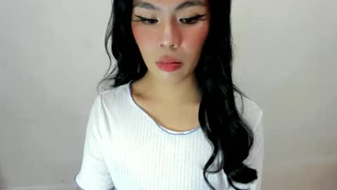 miss. Erika online show from September 11, 2025, 3:01 pm