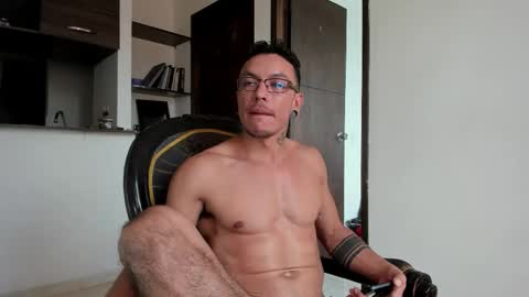 drizsx online show from October 23, 2025, 4:39 pm