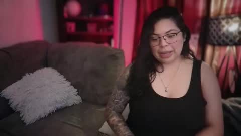 Drizzypeach602 online show from June 10, 2026, 3:29 am