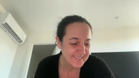 Snapshot of drresa chatting on February 27, 2026, 6:46 am Dr. Resa online show from February 27, 2026, 6:46 am