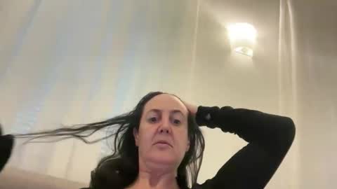 Snapshot of drresa chatting on February 28, 2026, 9:32 am Dr. Resa online show from February 28, 2026, 9:32 am