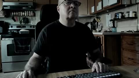 Snapshot of duderest chatting on December 15, 2024, 7:53 pm duderest online show from December 15, 2024, 7:53 pm