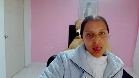 dulce1609 online show from February 13, 2025, 10:43 pm