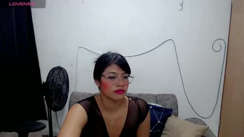 dulce2415 online show from June 3, 2026, 1:46 pm