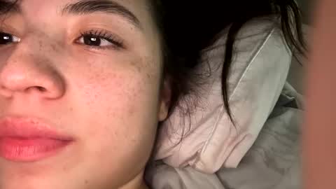 Snapshot of dulce2922 chatting on December 10, 2024, 6:11 am dulce2922 online show from December 10, 2024, 6:11 am