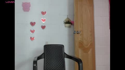 Anita online show from April 8, 2026, 5:13 pm