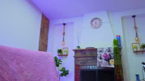 Snapshot of dulce_celeste15 chatting on February 18, 2026, 6:04 pm C E L E S T E online show from February 18, 2026, 6:04 pm