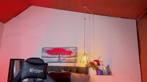 DULCE online show from April 7, 2026, 7:36 pm