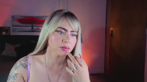 Snapshot of dulce_charlottee chatting on April 24, 2026, 7:38 pm DULCE online show from April 24, 2026, 7:38 pm