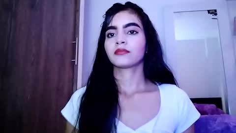 Snapshot of dulce_lucero chatting on January 30, 2025, 5:17 pm dulce_lucero online show from January 30, 2025, 5:17 pm