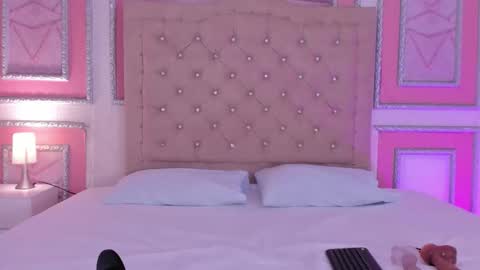 Snapshot of dulce_sweeett chatting on March 3, 2026, 5:02 am Dulce online show from March 3, 2026, 5:02 am