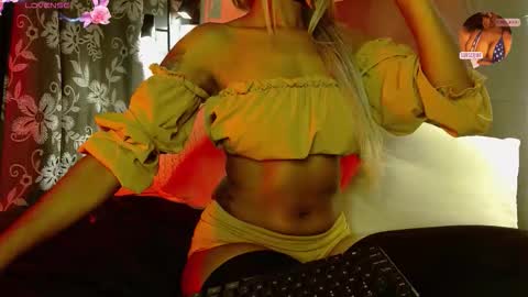 Snapshot of dulce_tara chatting on November 7, 2025, 6:02 am online show from November 7, 2025, 6:02 am