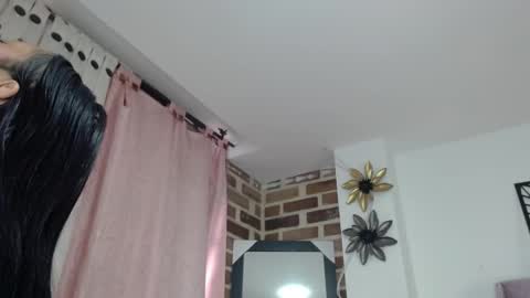 Snapshot of dulce_tentaciion chatting on May 19, 2026, 8:48 pm Dulce online show from May 19, 2026, 8:48 pm
