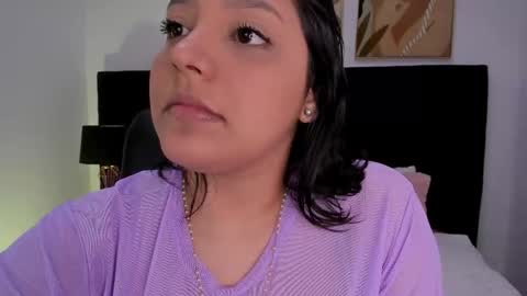 Dulce online show from March 15, 2026, 6:36 pm