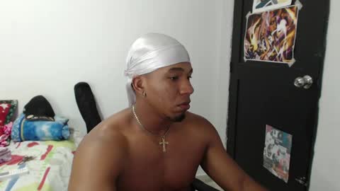 DuragPapi online show from February 5, 2025, 10:33 pm