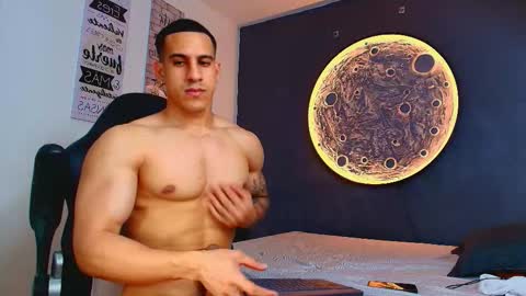 duran_dhikol1 online show from March 17, 2026, 4:28 am