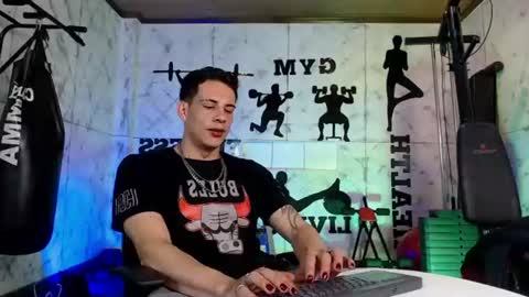Dustin Sonne online show from July 19, 2026, 3:32 am