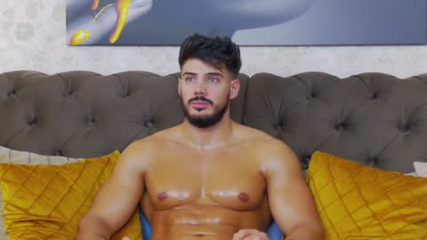 Dustin online show from December 2, 2024, 10:50 am