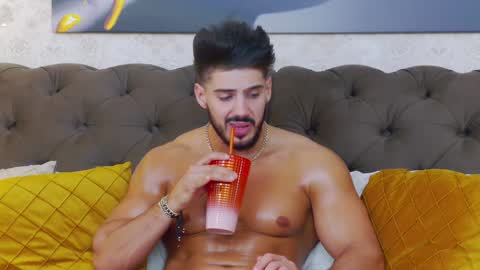 Dustin online show from January 17, 2025, 8:11 pm