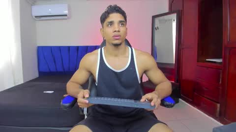 DUSTYN MICHELLE online show from March 23, 2026, 1:59 pm