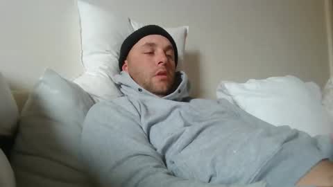 Snapshot of dustyroy09 chatting on September 23, 2025, 2:14 am dustyroy09 online show from September 23, 2025, 2:14 am