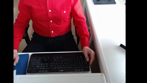 dutchpornking2 online show from May 19, 2026, 5:36 am