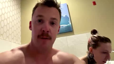 Snapshot of dwayne19901990 chatting on September 17, 2025, 2:13 am Little bitch slave dwayne online show from September 17, 2025, 2:13 am