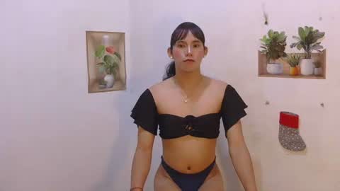 dy_namite online show from April 13, 2026, 6:24 pm