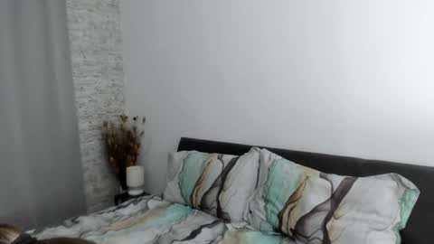 Dyanne online show from November 20, 2025, 5:12 pm