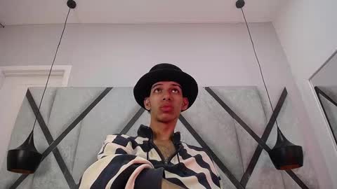 Snapshot of dylan_scotts chatting on September 30, 2025, 9:09 pm dylan_scotts online show from September 30, 2025, 9:09 pm