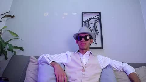Snapshot of dylan_scotts chatting on October 10, 2025, 8:41 pm dylan_scotts online show from October 10, 2025, 8:41 pm