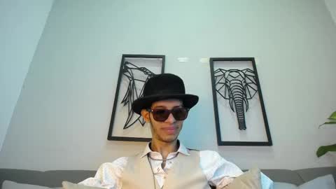 Snapshot of dylan_scotts chatting on October 16, 2025, 8:10 pm dylan_scotts online show from October 16, 2025, 8:10 pm