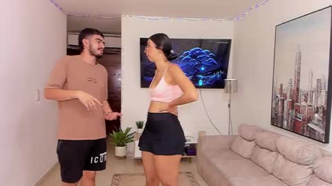 Snapshot of dylanbisex_hot chatting on December 28, 2024, 12:24 pm Mod Dylan Lilith Alan and Drake online show from December 28, 2024, 12:24 pm