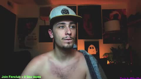 Snapshot of dylandaniel69 chatting on February 14, 2025, 8:10 am Dylan Daniel 7.8 online show from February 14, 2025, 8:10 am