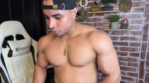 Snapshot of dylangusss chatting on March 2, 2026, 7:59 am Dylangusss online show from March 2, 2026, 7:59 am