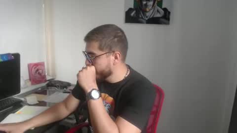 dylanhot10 online show from December 3, 2025, 9:57 pm