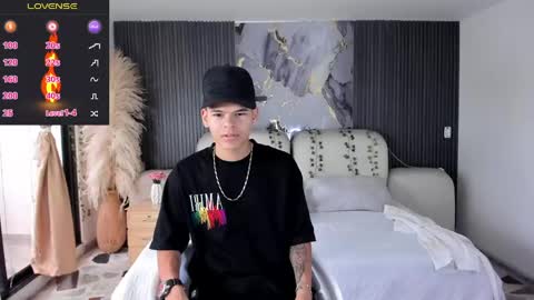 Snapshot of dylanroyce_ chatting on March 17, 2026, 12:30 pm dylanroyce_ online show from March 17, 2026, 12:30 pm