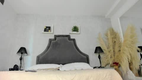 dylanroyce_ online show from June 1, 2026, 12:51 pm