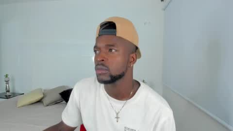 Snapshot of dylantaylor_1 chatting on December 30, 2024, 3:58 am Dylan Taylor online show from December 30, 2024, 3:58 am