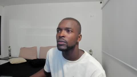 Snapshot of dylantaylor_1 chatting on January 1, 2025, 4:18 pm Dylan Taylor online show from January 1, 2025, 4:18 pm