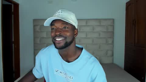 Dylan Taylor online show from November 7, 2025, 11:54 am