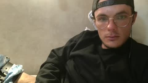 dylp400 online show from February 15, 2025, 2:22 pm