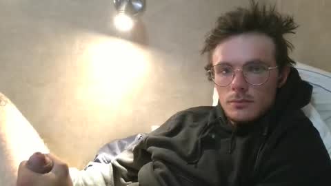 dylp400 online show from March 12, 2025, 9:24 pm